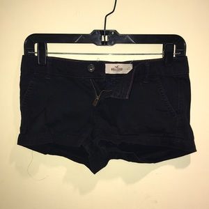 HOLLISTER NAVY BLUE SHORTS